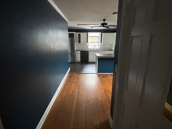 5th image of 4026 Richmond Ave
