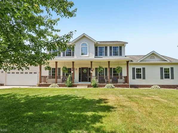 5323 Hattrick Rd, Ravenna, OH 44266