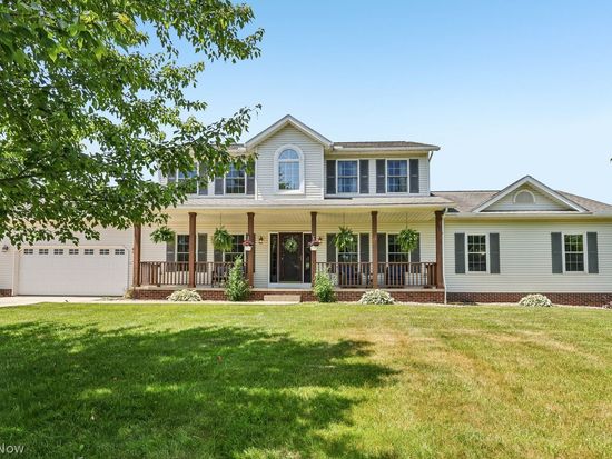 5323 Hattrick Rd, Ravenna, OH 44266