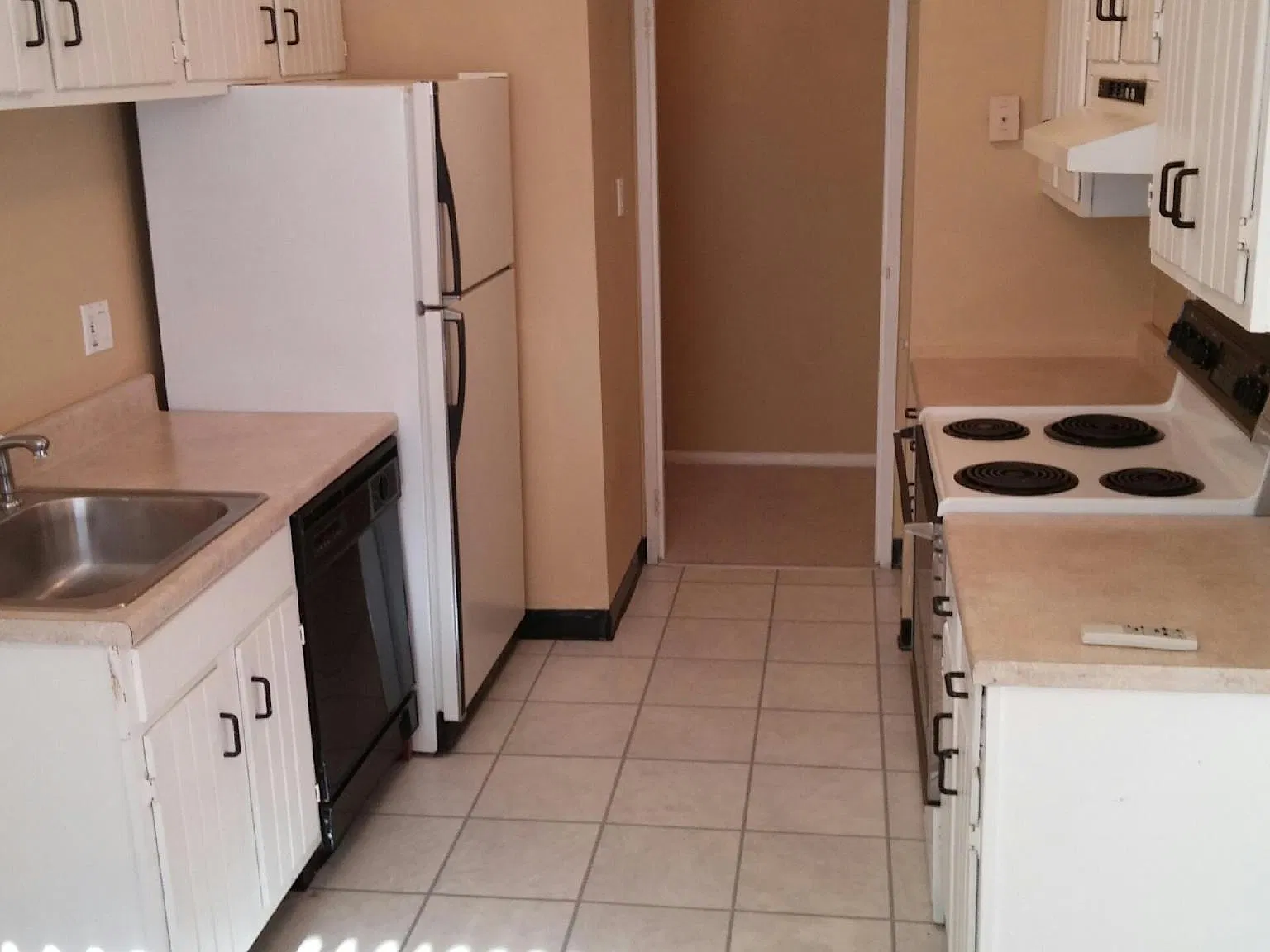 1 bed, 700 sqft, $1,525 — Photo 4