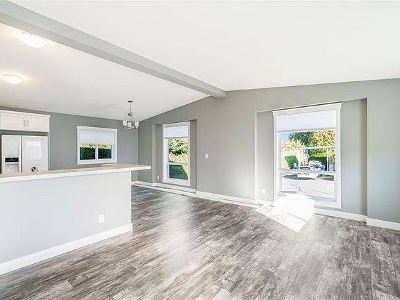 4th image of 6325 Metral Dr #138