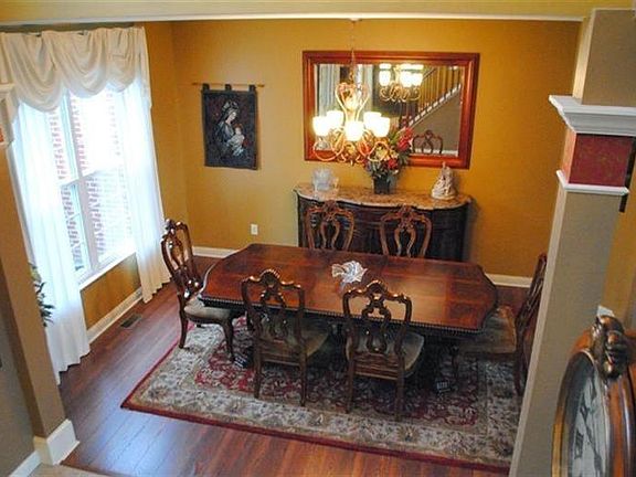 5th image of 8085 Waldons Pond Dr