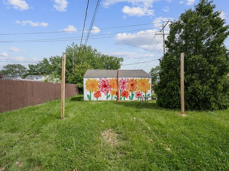 21001 Priday Ave — Photo 29