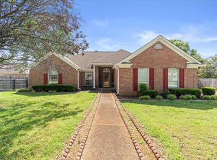 686 Radiance Dr, Cordova, TN 38018