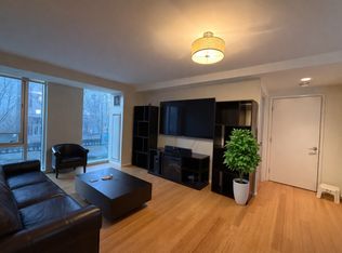 2 Earhart St UNIT 202, Cambridge, MA 02141