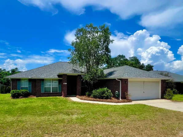4780 La Casa Cir, Pace, FL 32571