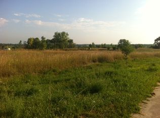 7818 W Glenbrook Rd, Milwaukee, WI 53223