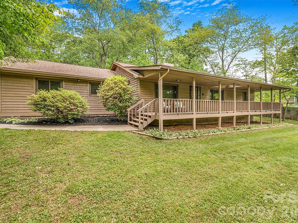 1st image of 135 Scarlet Dr