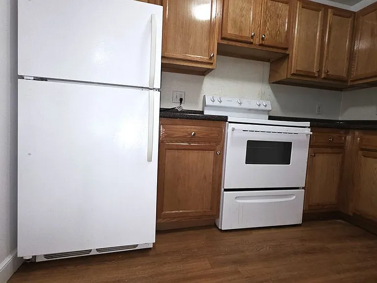 310 Tappan St #2E — Photo 17