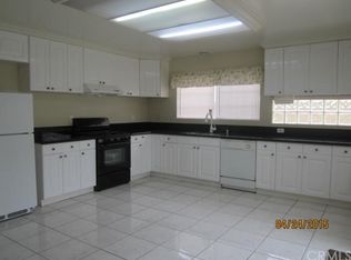 17622 Kensington Ave, Cerritos, CA 90703