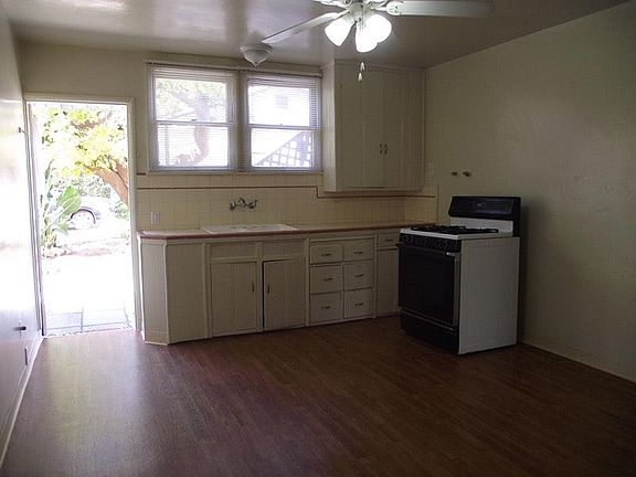 2nd image of 125 S Pacific Coast Hwy APT 5-A