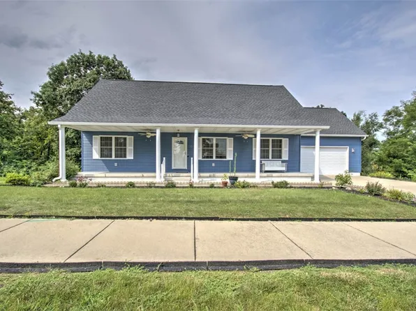 350 E Mueller Ct, Decatur, IL 62521