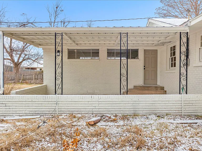 10313 N McKinley Ave — Photo 22