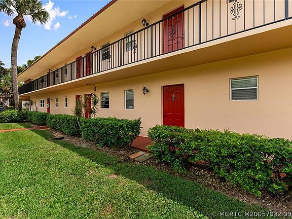 2nd image of 1905 SW Palm City Rd APT 3-D