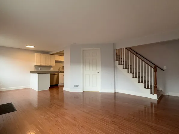 708 N L St APT 4, Tacoma, WA 98403