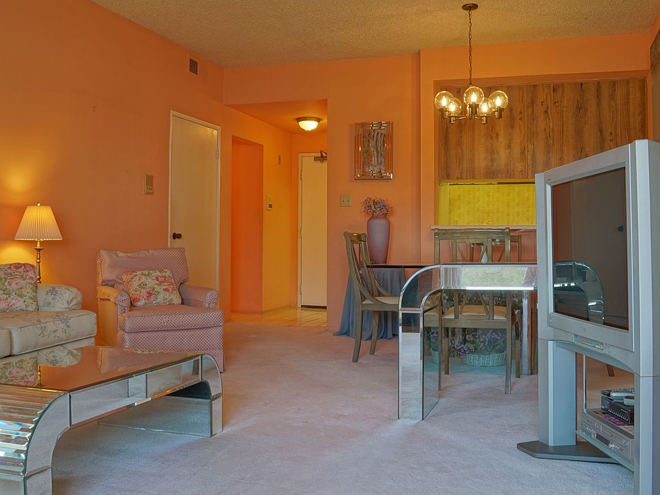 1st image of 729 S Hobart Blvd APT 47
