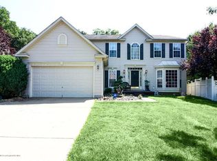 23 Pitch Pine Ln, Howell, NJ 07731
