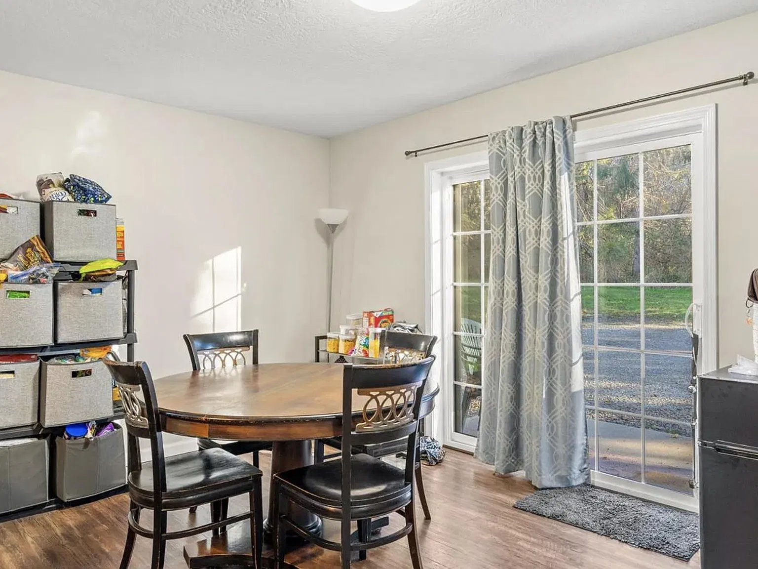 4 bed, 1800 sqft, $3,300 — Photo 4