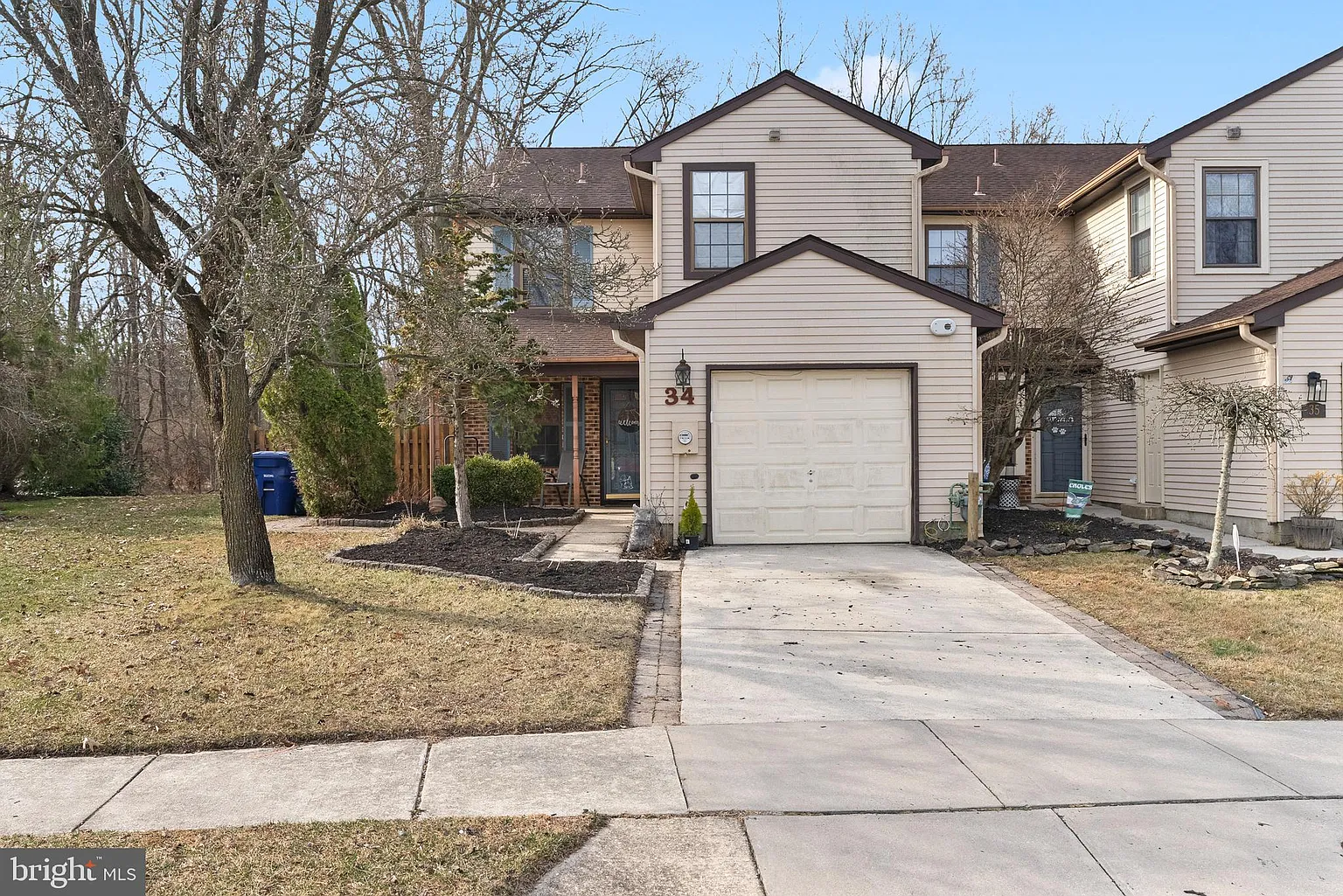 34 E Oleander Dr photo 1