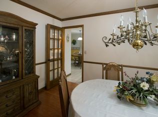 1003 Crestview Rd, Sterling, IL 61081