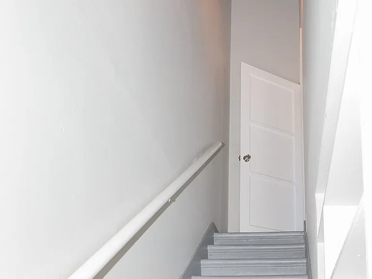 Townhome style apartments in up-and-coming Virgil Village with parking! — Photo 8