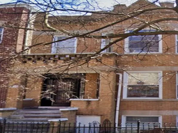 3907 W Van Buren St, Chicago, IL 60624