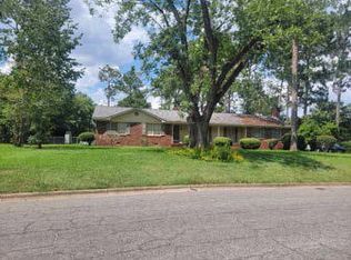 1824 Green Valley Ln, Albany, GA 31707