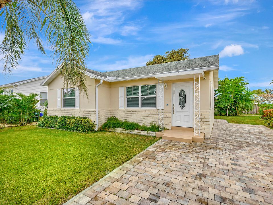 1st image of 1309 N Palmway