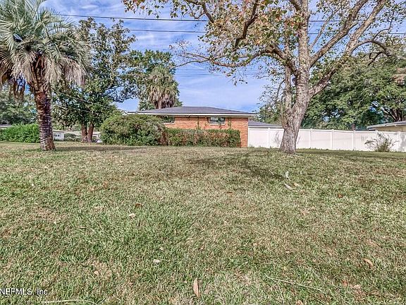 3rd image of 4035 Ponce De Leon Ave