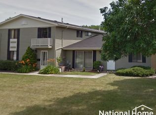 120 Cotuit Ct, Chicago Heights, IL 60193