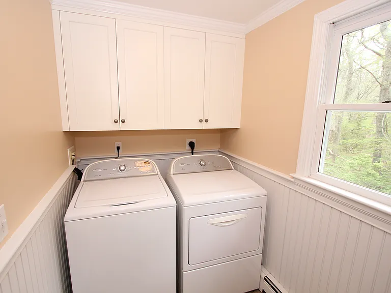 72 Bay Rd — Photo 10