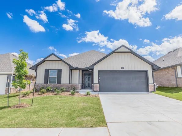 2216 NW 170th St, Edmond, OK 73012