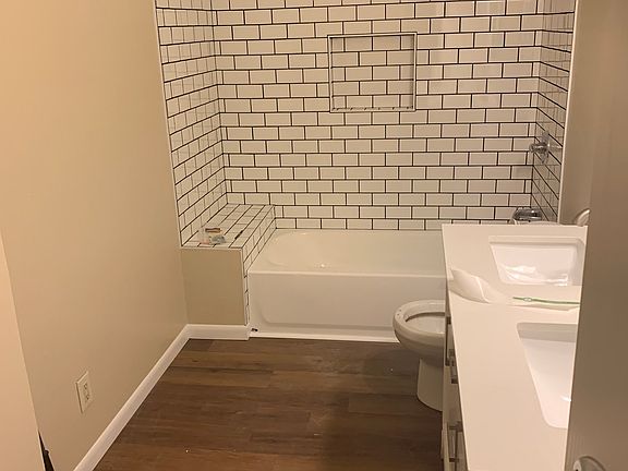 4th image of 512 Milton St
