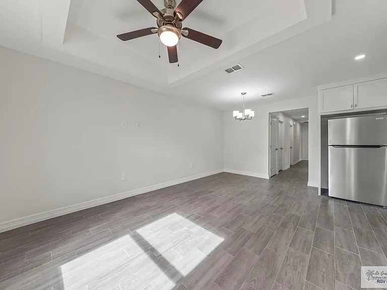 835 E Taylor St #B — Photo 5