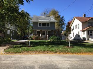 668 40th St, Des Moines, IA 50312