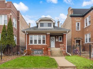 4833 W George St, Chicago, IL 60641