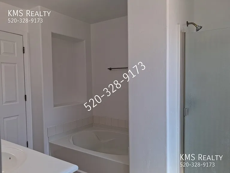 8240 W Via Garcia Marquez — Photo 14