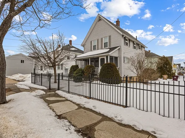 374 East St, Ludlow, MA 01056