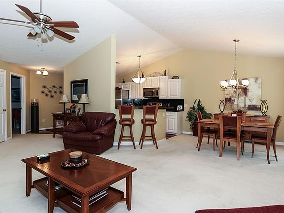 5th image of 5882 Stonebridge Cir
