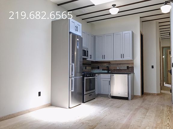 2nd image of 212 Starr St APT 02R