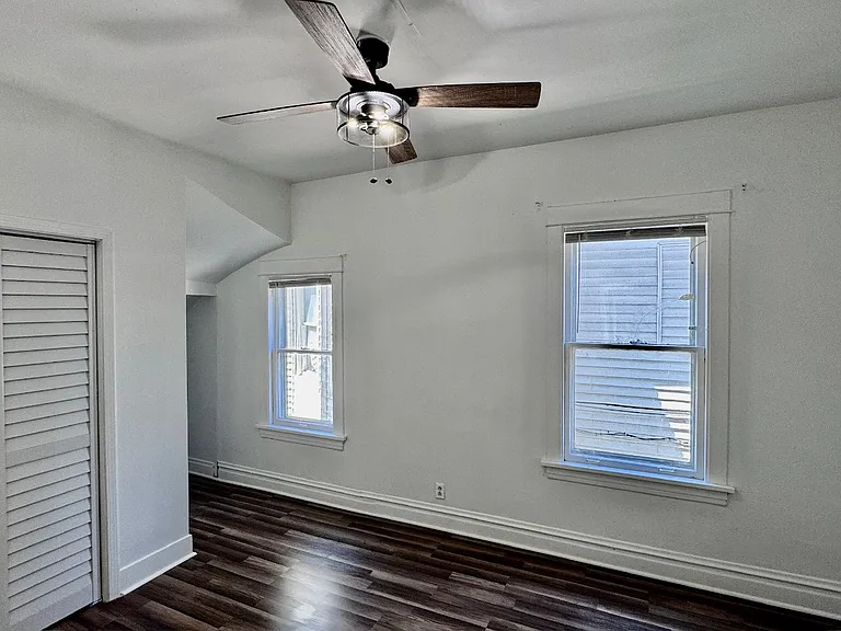 2047 N Lavergne Ave #1 — Photo 8