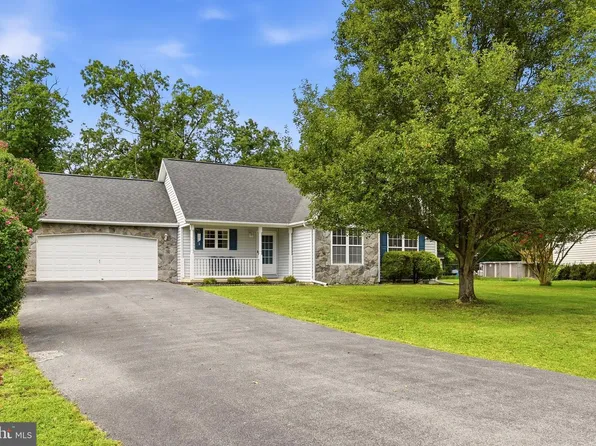 284 Nottingham Blvd, Martinsburg, WV 25405