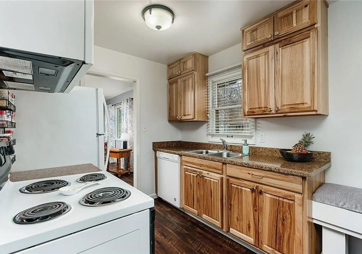 2 Bedroom House on West End — Photo 2