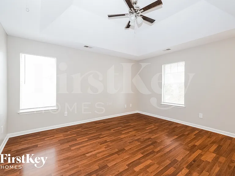 70 Center Oak Dr — Photo 12