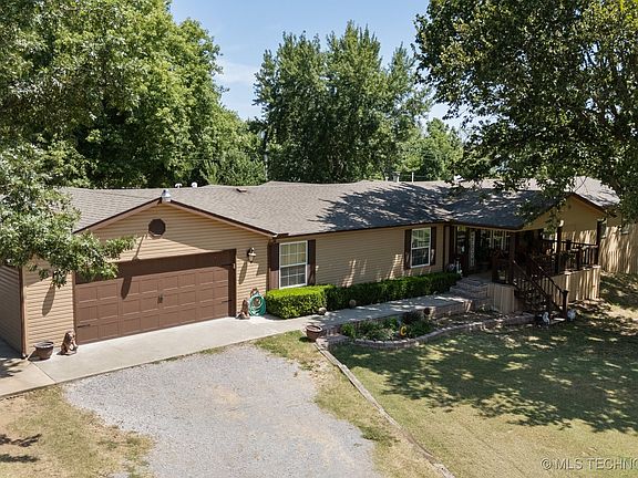 3rd image of 21445 E Highway 20
