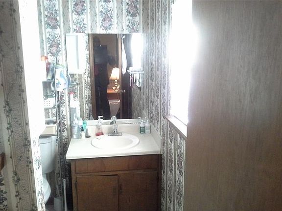 5th image of 4278 Mountain Glen Trce