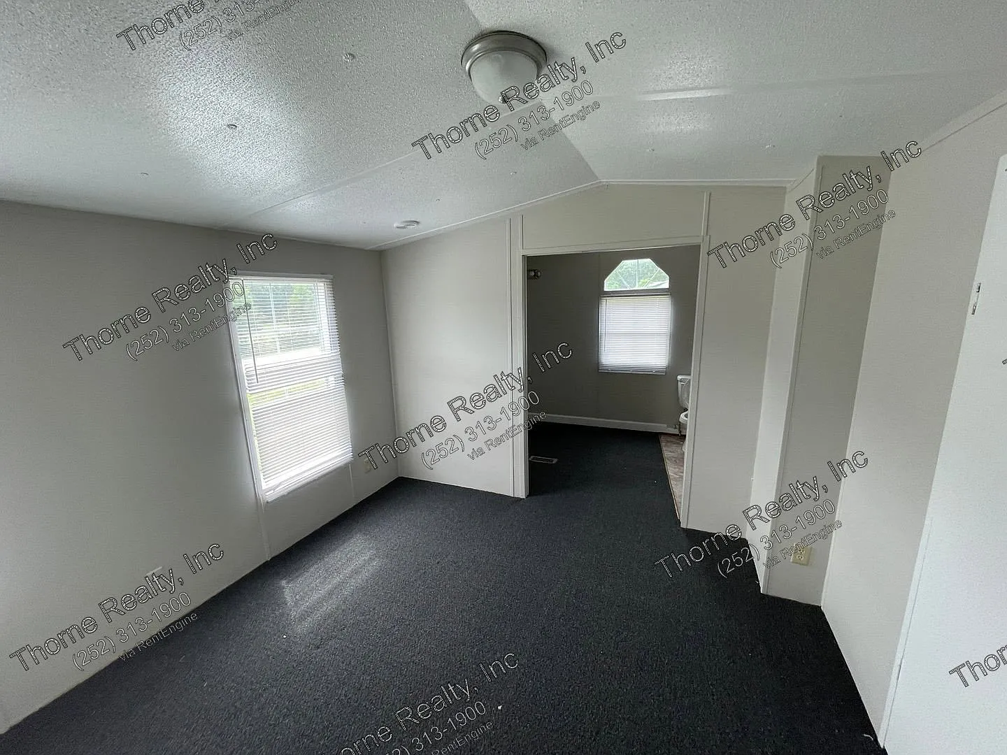 3 bed, 2.0 bath, $975 — Photo 4