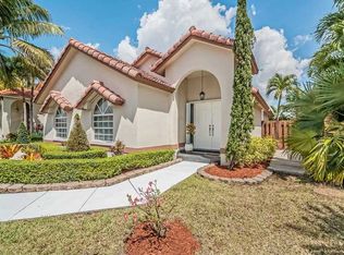 15311 SW 52nd Ter, Miami, FL 33185