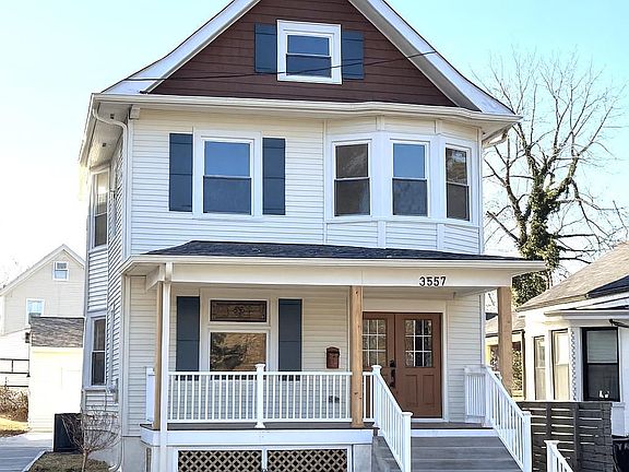 2nd image of 3557 Larkspur Ave