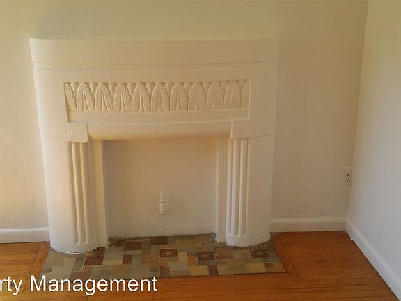 3rd image of 965-975 Biarritz Dr #3